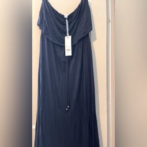 Navy strapless NEW!!